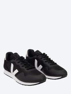 Veja - SDU B-Mesh in Black and White