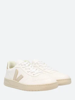 Veja - V-10 Leather in White and Platine