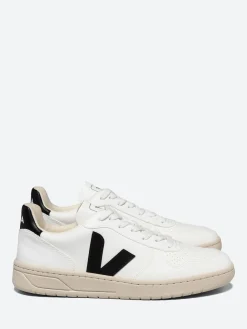 Veja - V-10 Leather White and Black
