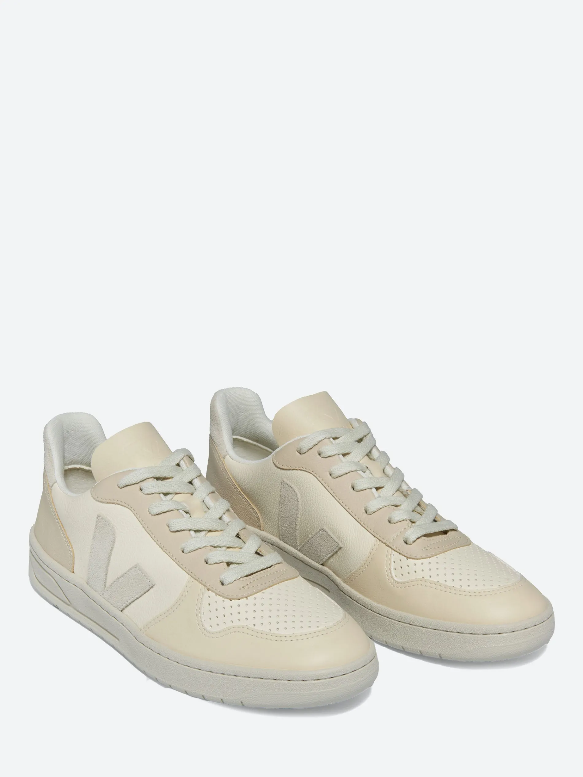 Veja - V-10 Multico Cashew Pierre