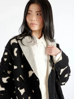 Virginia Bizzi - Reversible Coat in Black and Beige