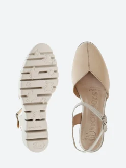 Wonders - C-33237 Wedge Sandal in Natural and White