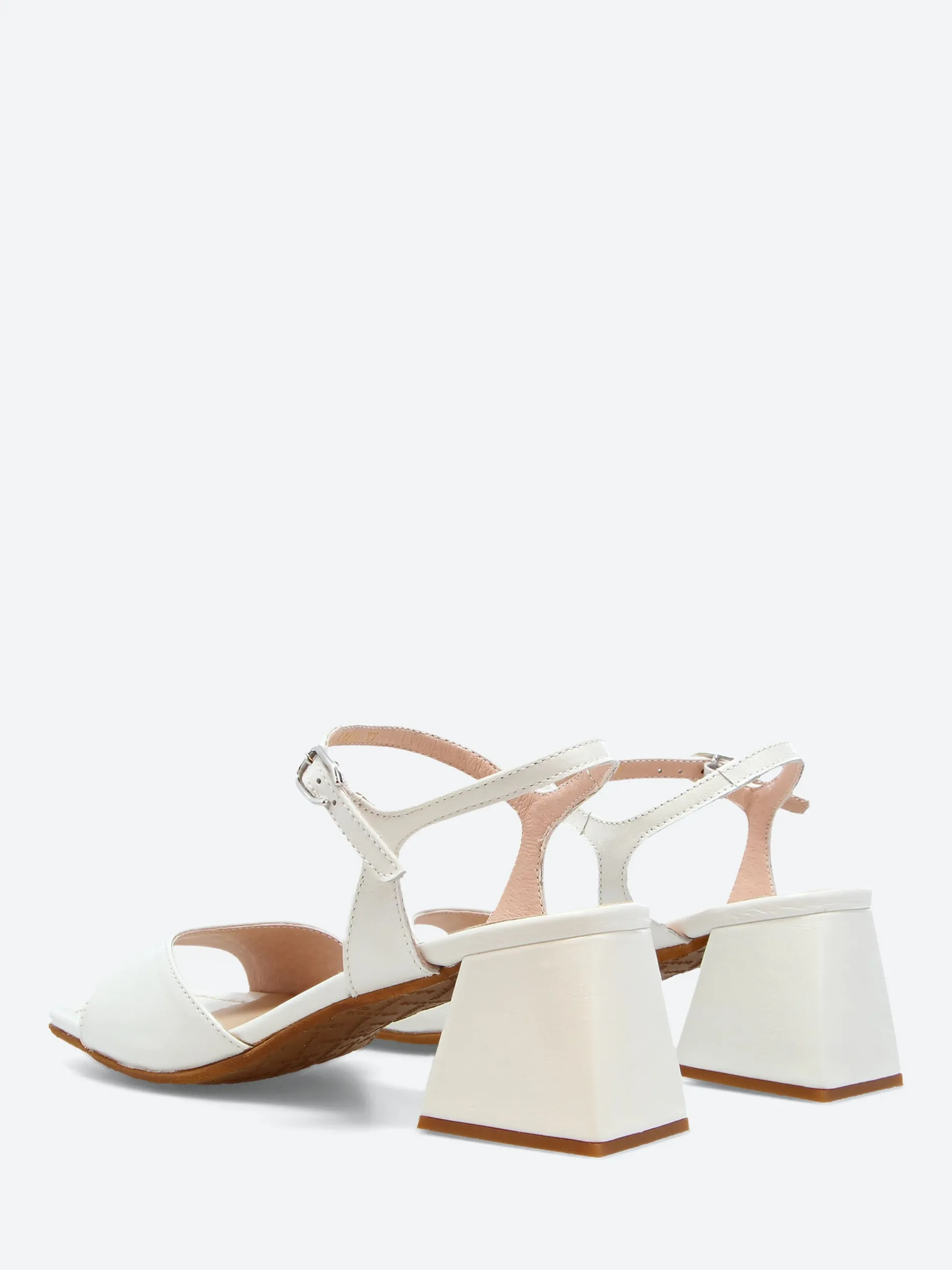 Wonders - H-6102 Heel Sandal in Off White Lack