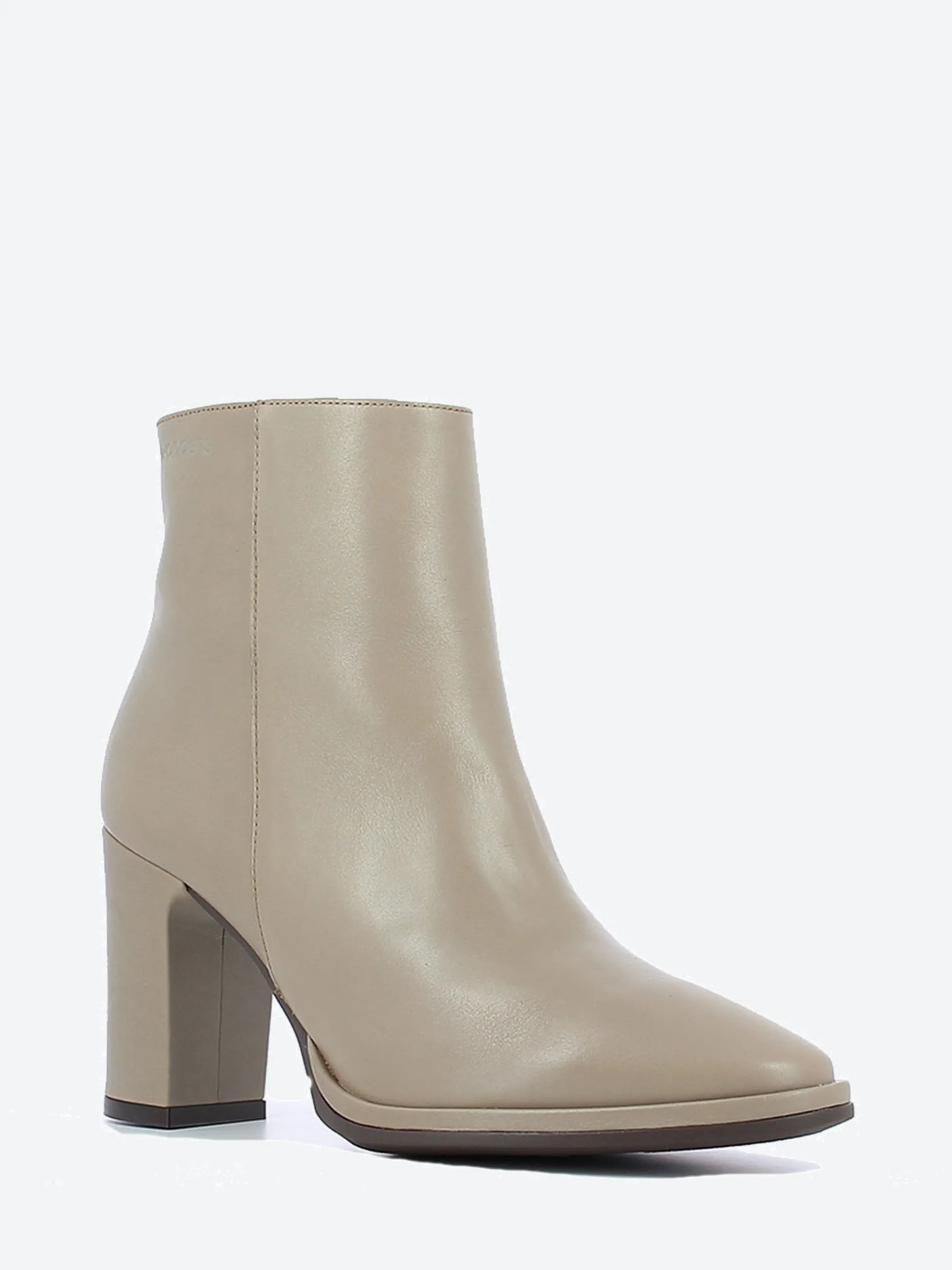 Wonders - M-5105 Heel Boot in Taupe
