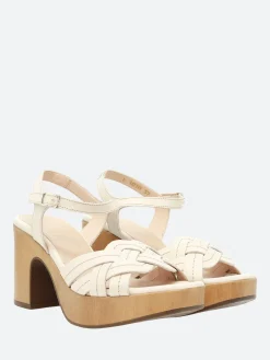 Wonders - Palm Sandal in Off White Iseo