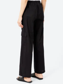 Xirena - Cargo Pants in Black