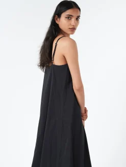 Xirena - Teague Dress in Black