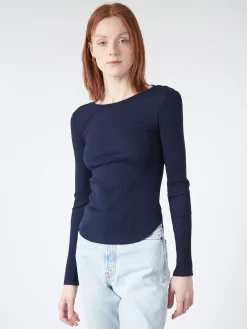 Xirena - Tiegs Tee in New Navy